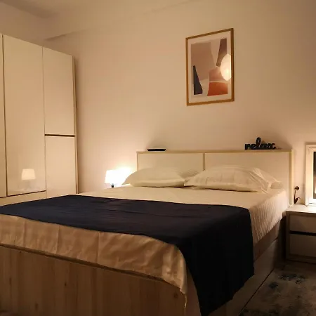 Vlad Apartments * Navodari